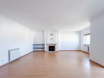 Apartamento T4 para Venda em Castelo Branco
