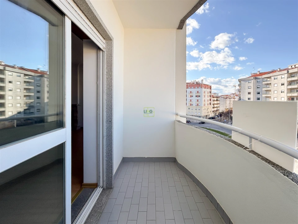 Apartamento T4 para Venda em Castelo Branco Foto 6