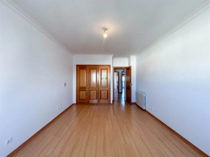 Apartamento T4 para Venda em Castelo Branco Foto 36