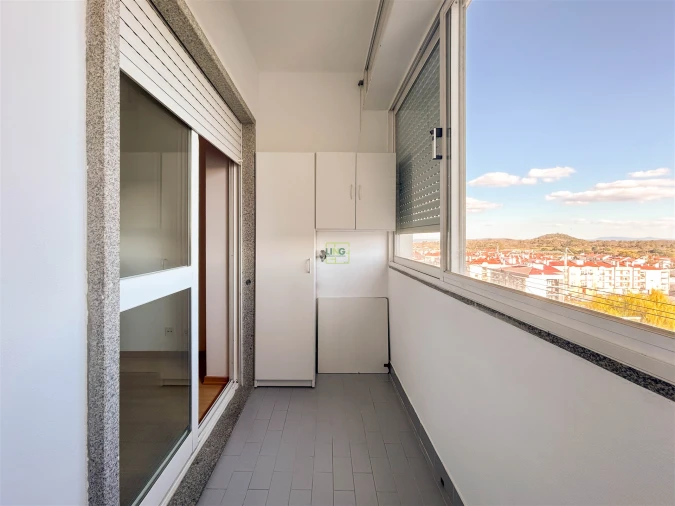 Apartamento T4 para Venda em Castelo Branco Foto 17