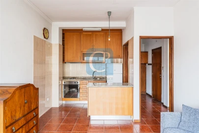 Apartamento T1 para Venda em Paranhos
