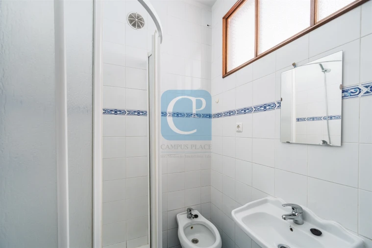 Apartamento T1 para Venda em Paranhos Foto 10