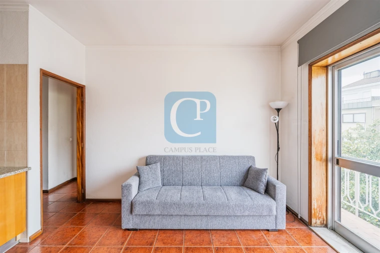 Apartamento T1 para Venda em Paranhos Foto 3