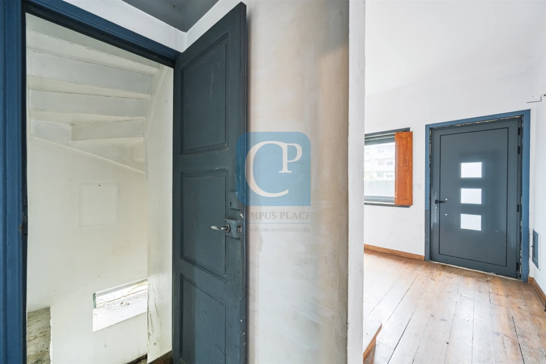 Moradia T3 para Venda em Campanhã Foto 8