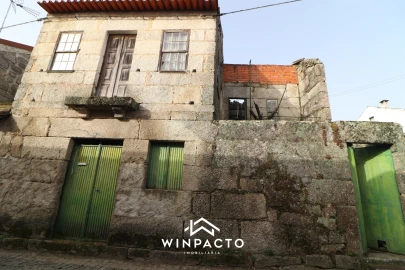 Moradia T3 para Venda em Canas de Senhorim