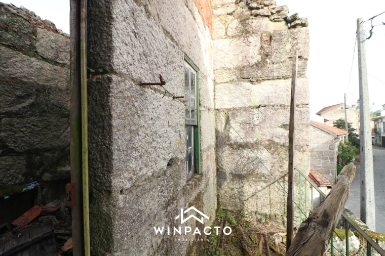 Moradia T3 para Venda em Canas de Senhorim Foto 17