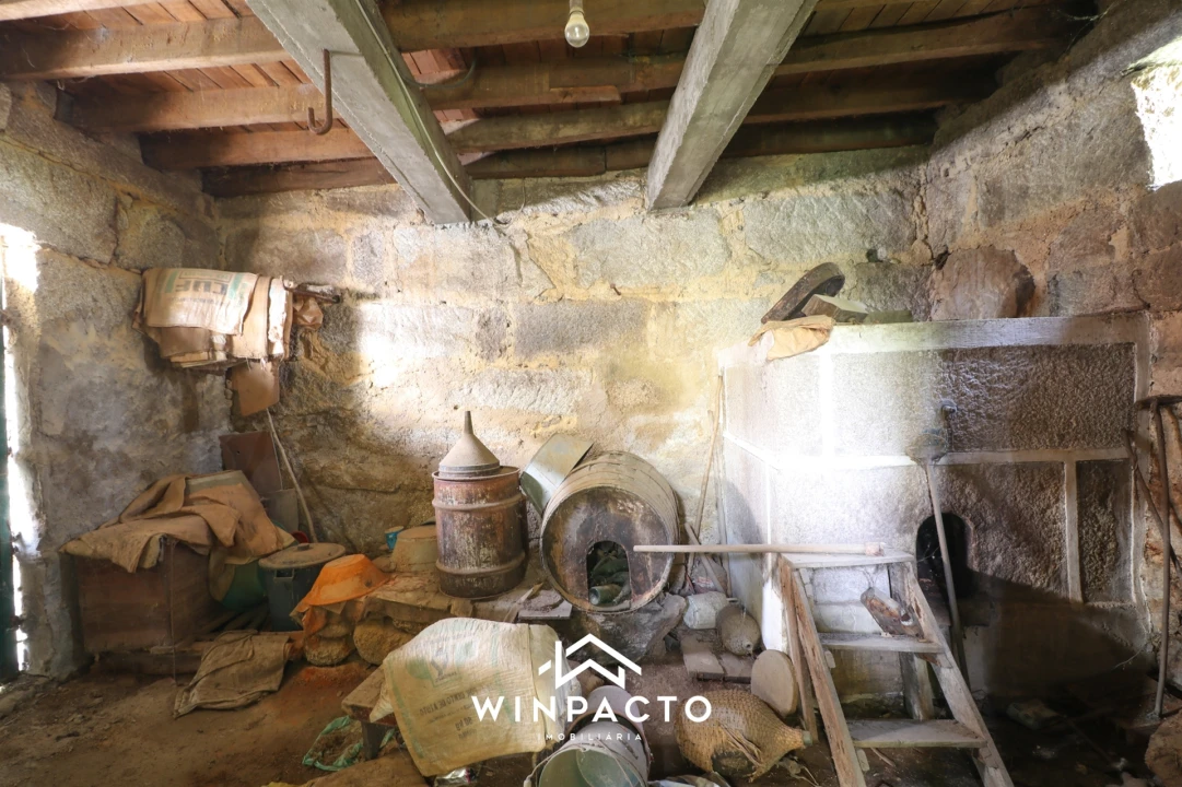 Moradia T3 para Venda em Canas de Senhorim Foto 6