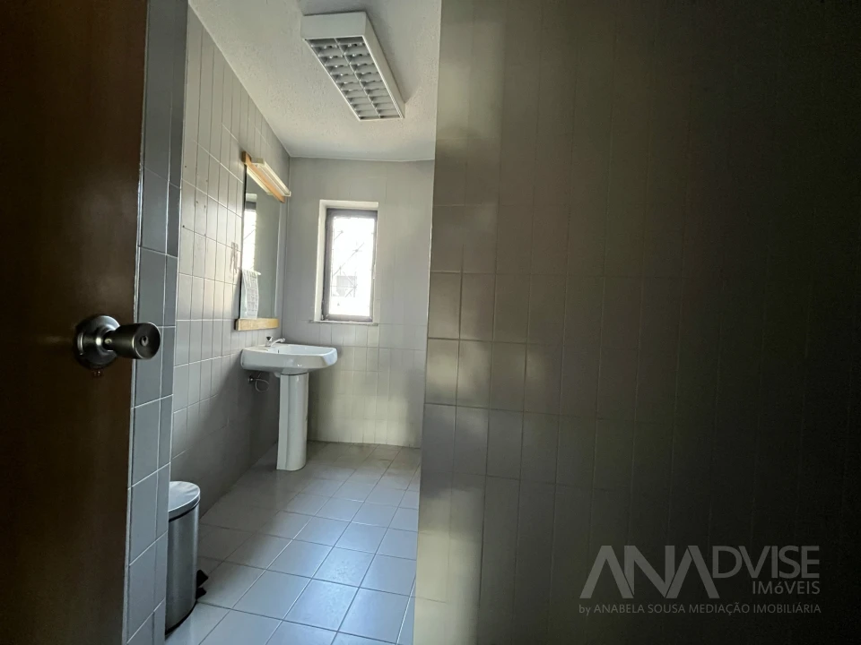 Escritório para Arrendamento em Viseu Foto 12