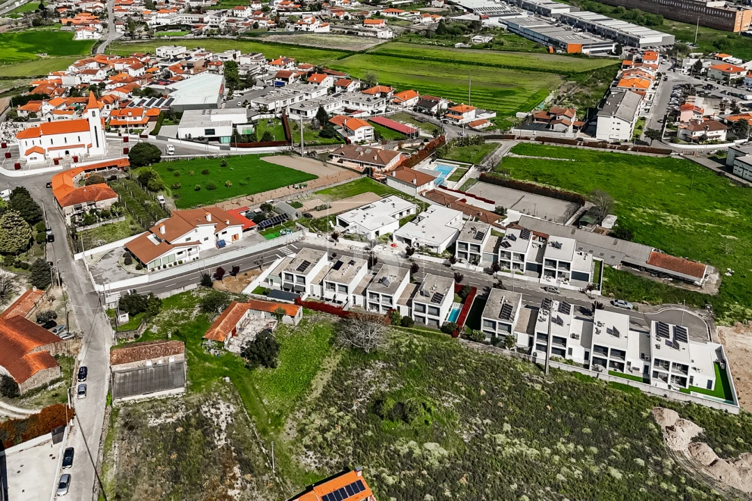 Moradia T4 para Venda em Barcelos, V.Boa, V.Frescainha Foto 9