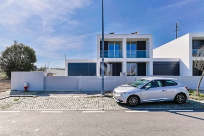 Moradia T4 para Venda em Barcelos, V.Boa, V.Frescainha