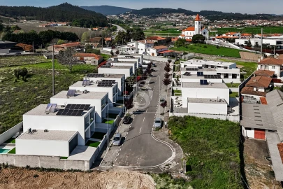Moradia T4 para Venda em Barcelos, V.Boa, V.Frescainha