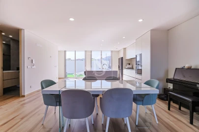 Moradia T4 para Venda em Barcelos, V.Boa, V.Frescainha