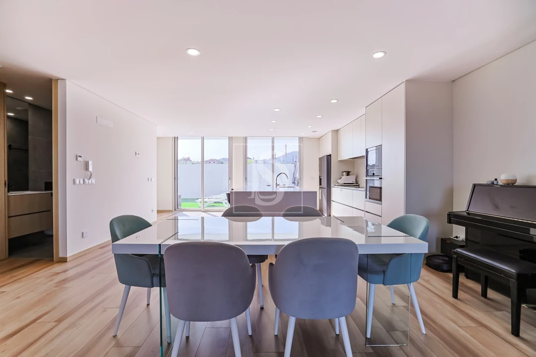 Moradia T4 para Venda em Barcelos, V.Boa, V.Frescainha Foto 23