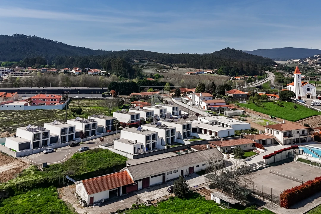 Moradia T4 para Venda em Barcelos, V.Boa, V.Frescainha Foto 4