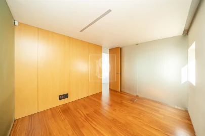 Loja para Arrendamento em São Vitor (Braga)