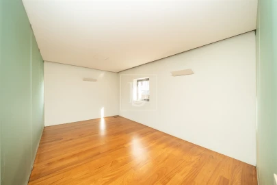 Loja para Arrendamento em São Vitor (Braga)