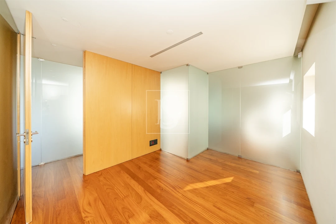 Loja para Arrendamento em São Vitor (Braga) Foto 53