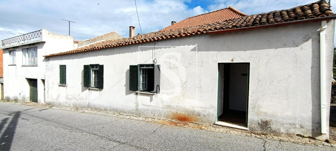 Moradia T4 para Venda em Peraboa Foto 3