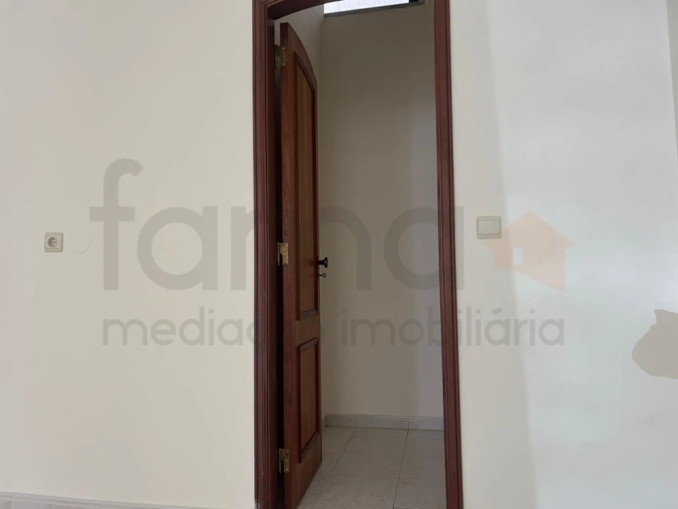 Loja para Venda em Cacém e São Marcos Foto 6