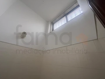 Loja para Venda em Cacém e São Marcos