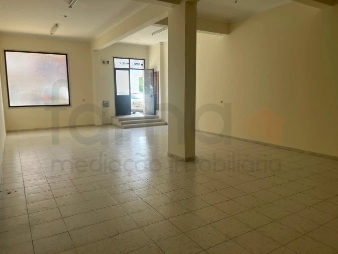 Loja para Venda em Cacém e São Marcos Foto 13