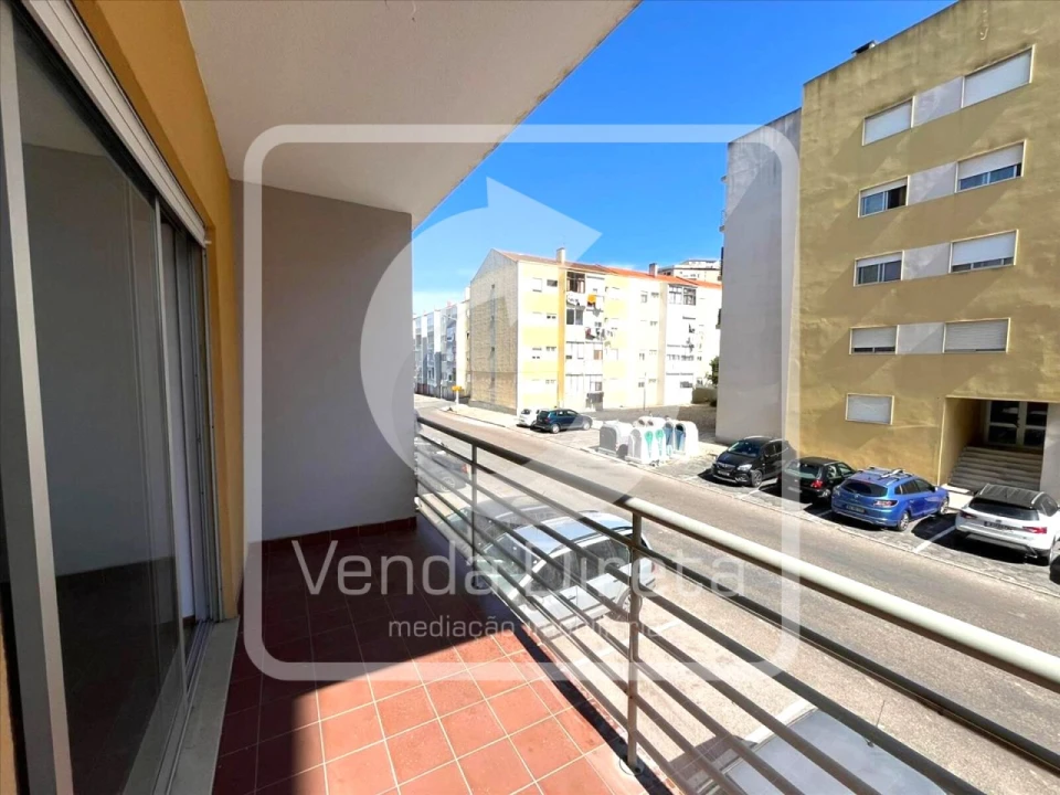 Apartamento T3 para Venda em Alto do Seixalinho, Santo André e Verderena Foto 2
