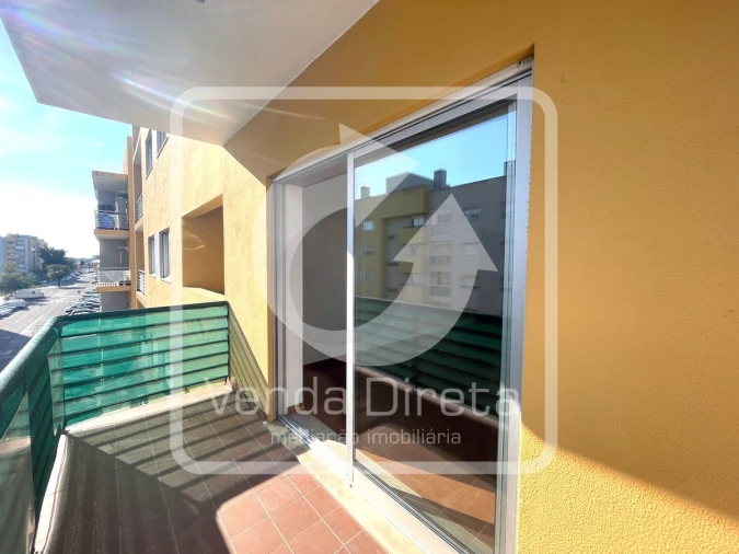 Apartamento T2 para Venda em Alto do Seixalinho, Santo André e Verderena Foto 8