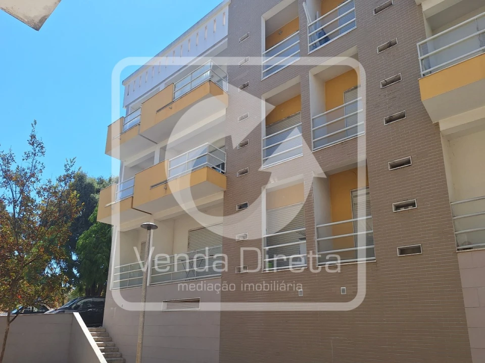 Apartamento T3 para Venda em Palhais e Coina Foto 24