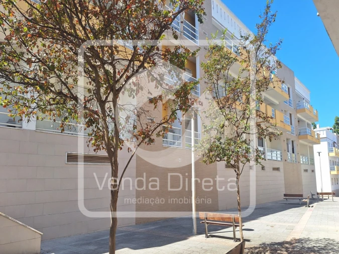 Apartamento T3 para Venda em Palhais e Coina Foto 25