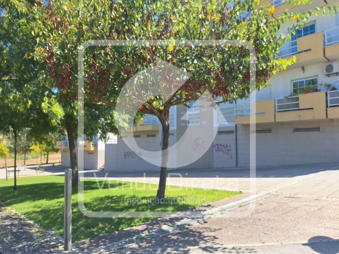 Apartamento T3 para Venda em Palhais e Coina Foto 4