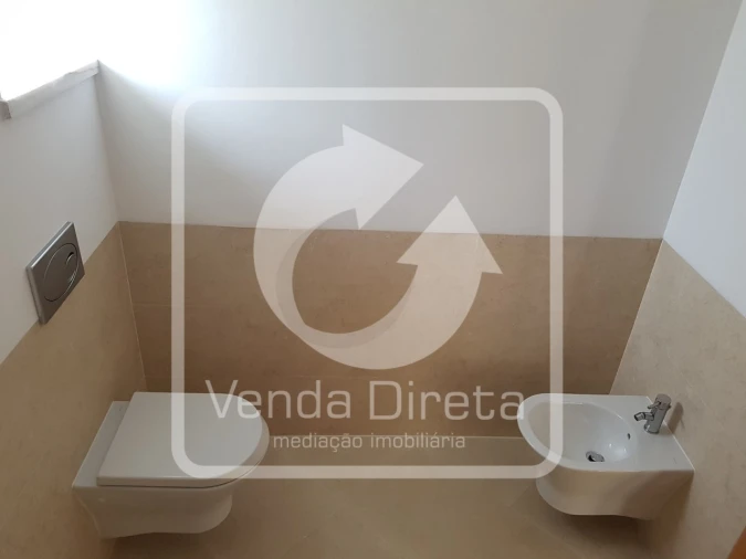 Apartamento T3 para Venda em Palhais e Coina Foto 8