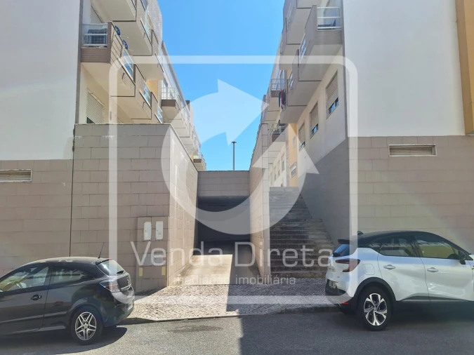Apartamento T3 para Venda em Palhais e Coina Foto 30