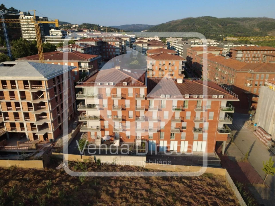 Apartamento T3 para Venda em Santo Antonio dos Olivais Foto 8