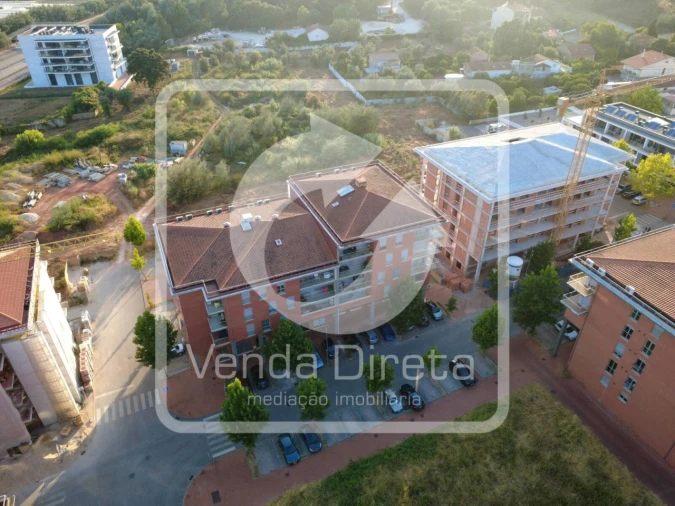 Apartamento T3 para Venda em Santo Antonio dos Olivais Foto 14