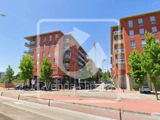 Apartamento T3 para Venda em Santo Antonio dos Olivais Foto 21