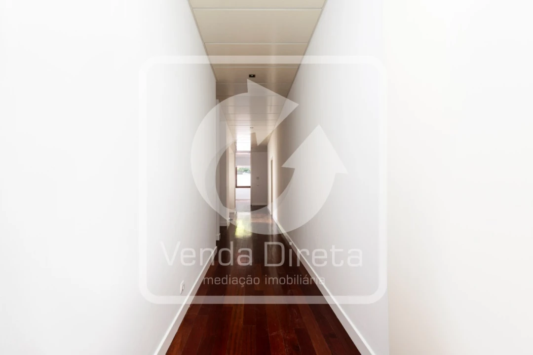 Apartamento T4 para Venda em Avenidas Novas Foto 24