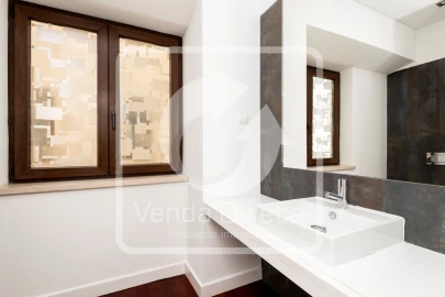 Apartamento T4 para Venda em Avenidas Novas