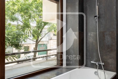 Apartamento T4 para Venda em Avenidas Novas