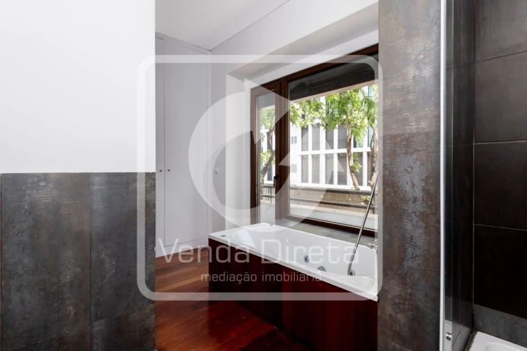 Apartamento T4 para Venda em Avenidas Novas Foto 16