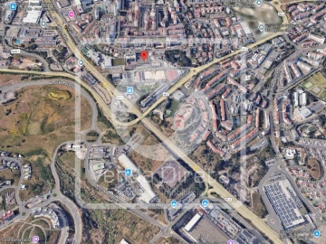 Armazém para Venda em Alfragide