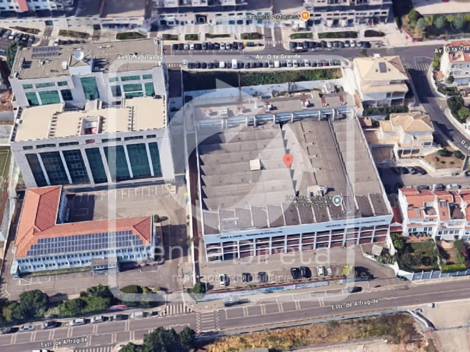 Armazém para Venda em Alfragide Foto 18