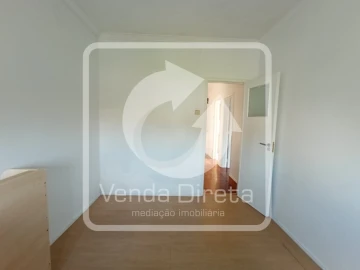 Apartamento T2 para Venda em Carnaxide e Queijas