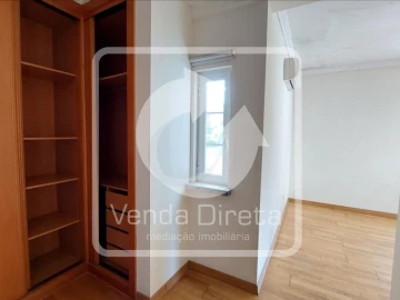 Apartamento T3 para Venda em Santa Maria e São Miguel, São Martinho, São Pedro Penaferrim