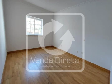 Apartamento T4 para Venda em Santa Maria e São Miguel, São Martinho, São Pedro Penaferrim