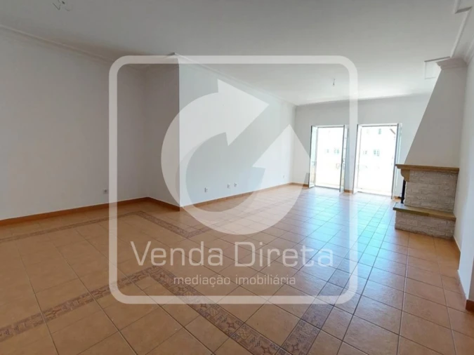 Apartamento T4 para Venda em Santa Maria e São Miguel, São Martinho, São Pedro Penaferrim