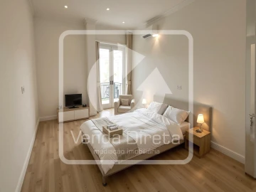 Apartamento T4 para Venda em Santa Maria e São Miguel, São Martinho, São Pedro Penaferrim