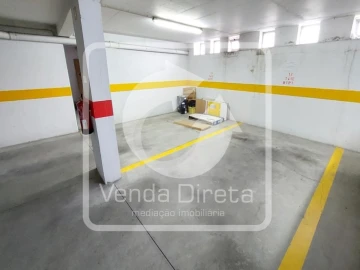 Apartamento T4 para Venda em Santa Maria e São Miguel, São Martinho, São Pedro Penaferrim