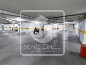 Apartamento T4 para Venda em Santa Maria e São Miguel, São Martinho, São Pedro Penaferrim