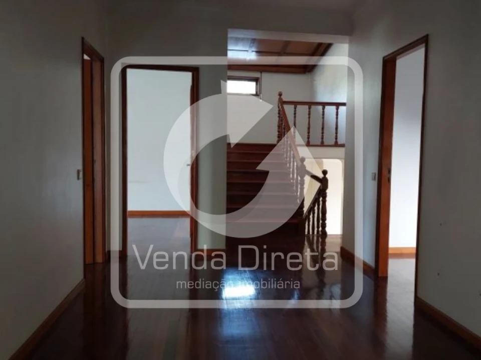 Moradia T5 para Venda em Ruivães e Novais Foto 12