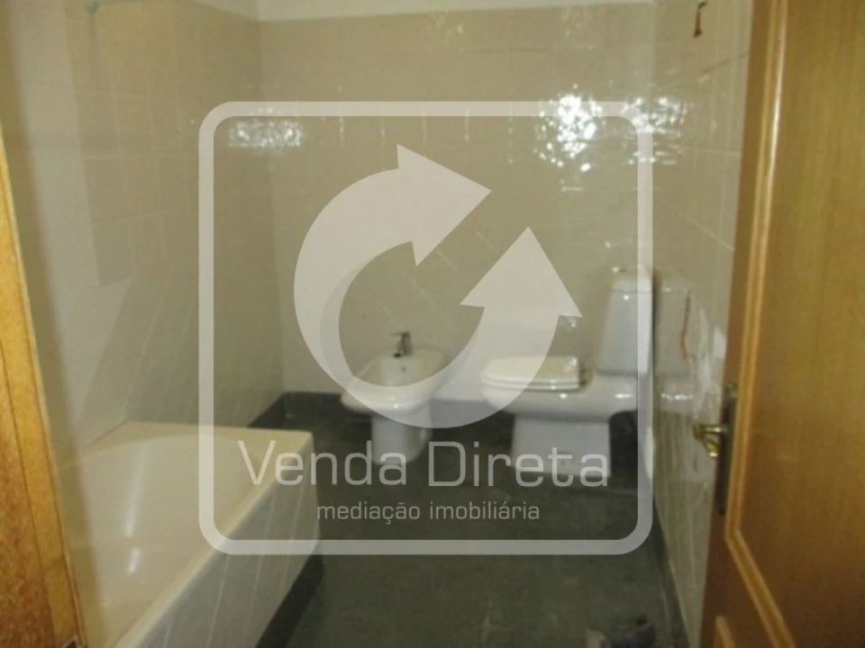 Apartamento T3 para Venda em Amora Foto 10